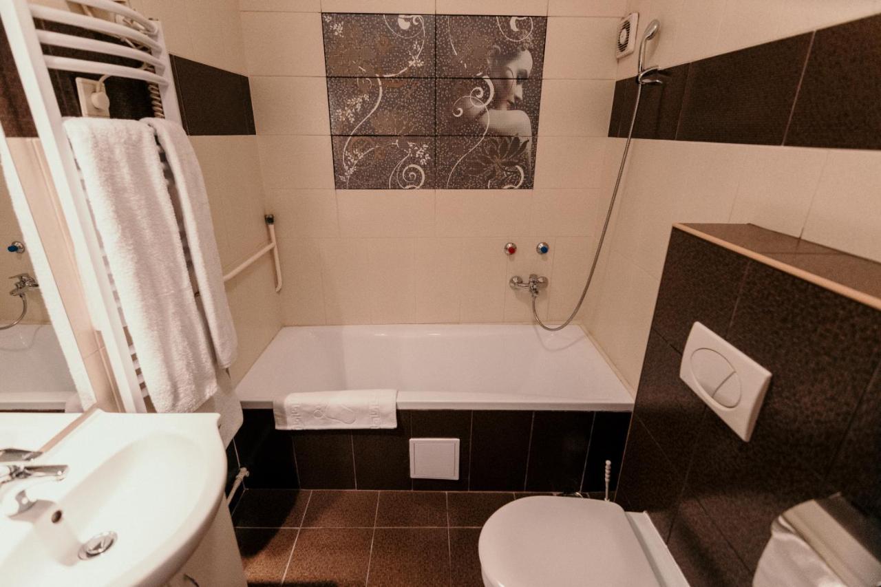 Tisza Hotel Szeged Eksteriør bilde